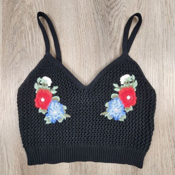 American Eagle Outfitters Tops - American Eagle Outfitters Boho Crochet Crop Top size S